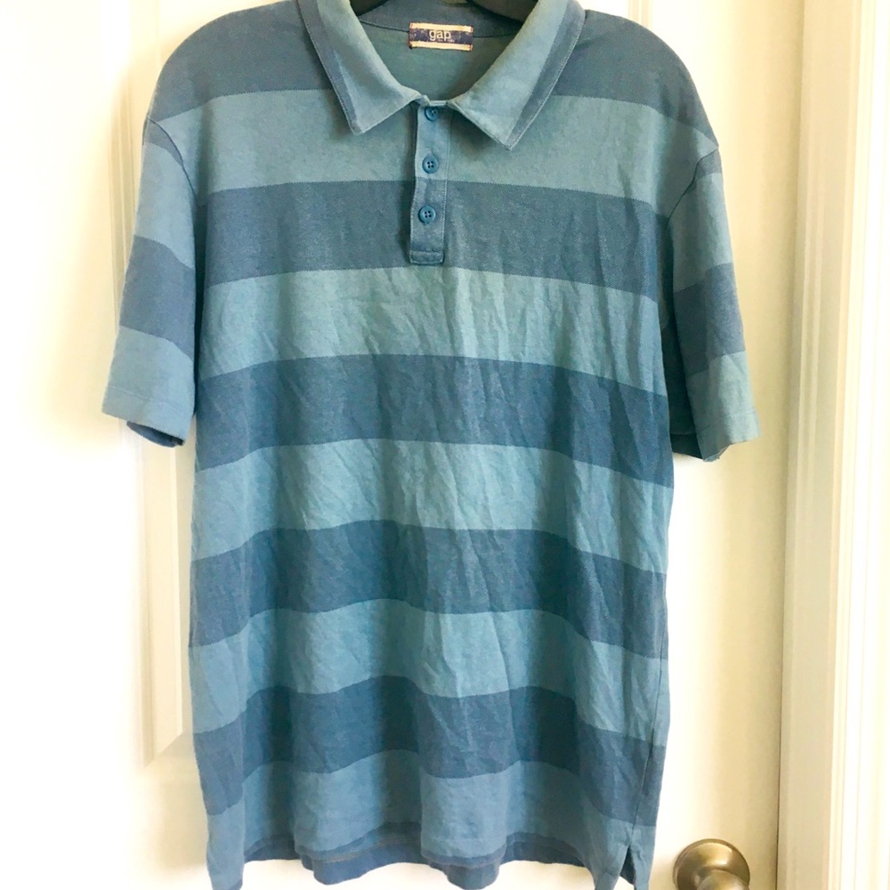 Gap men’s gray striped polo Tshirt size large